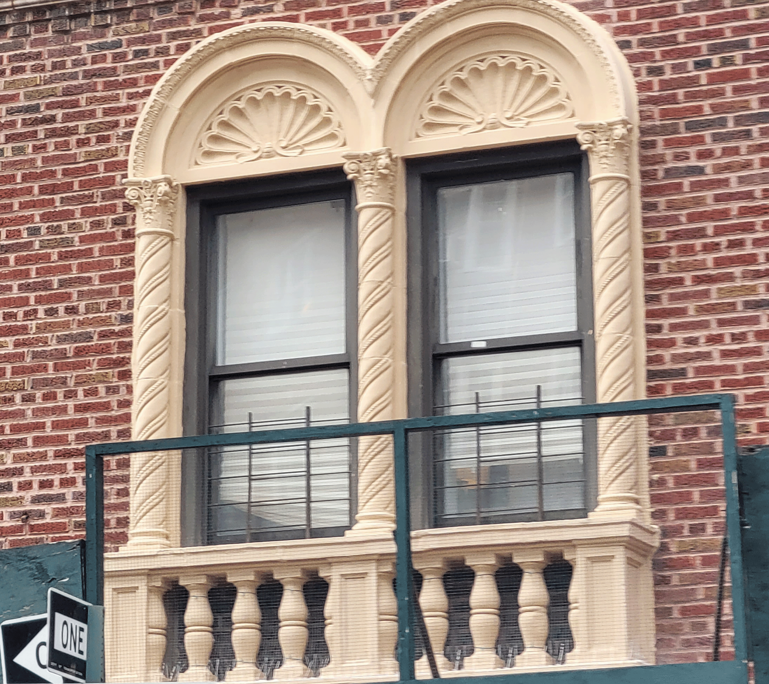 Building restoration_before_balcony